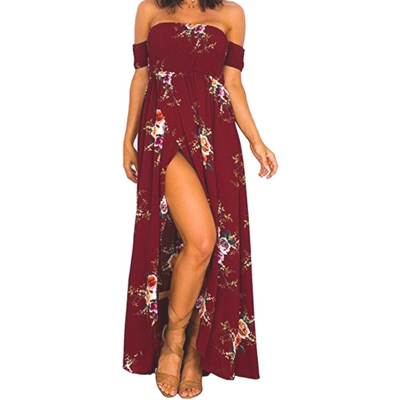 Maroon Chiffon Off the shoulder maxi dress - Picture 3 of 12